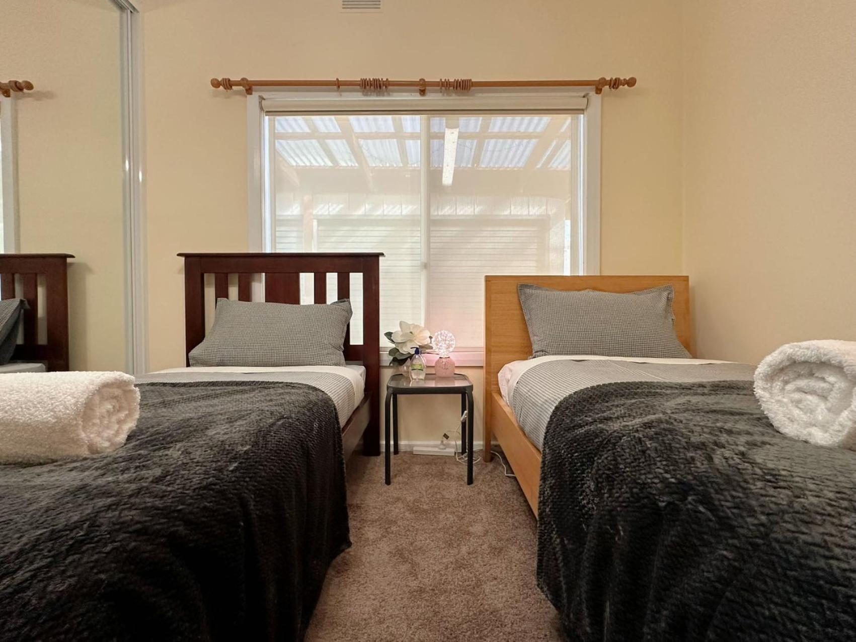 Coleman Comfort Hub - Close To City&Air Port Moonah Экстерьер фото